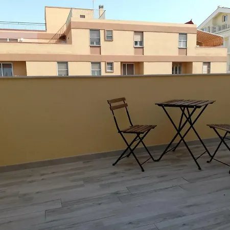 Domo Centro Πανσιόν Αλγκέρο