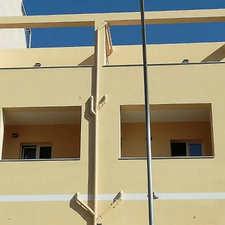 Domo Centro Πανσιόν 2*